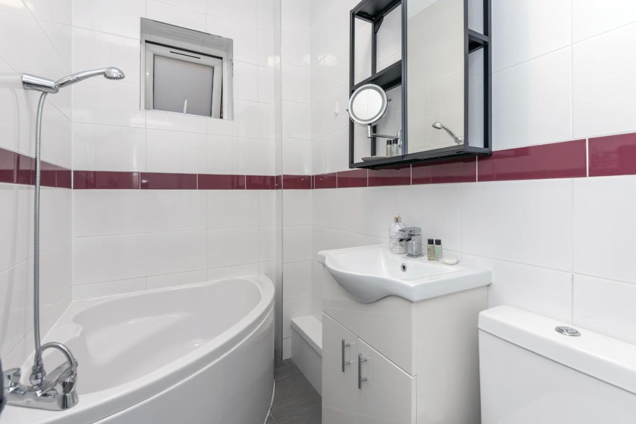 Taylor'S Apartment Wimbledon Londra Dış mekan fotoğraf