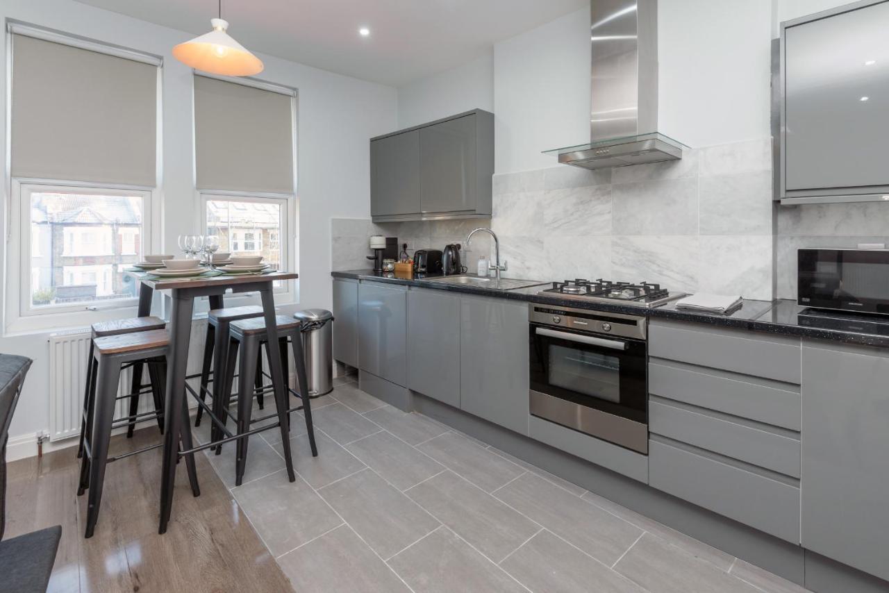Taylor'S Apartment Wimbledon Londra Dış mekan fotoğraf