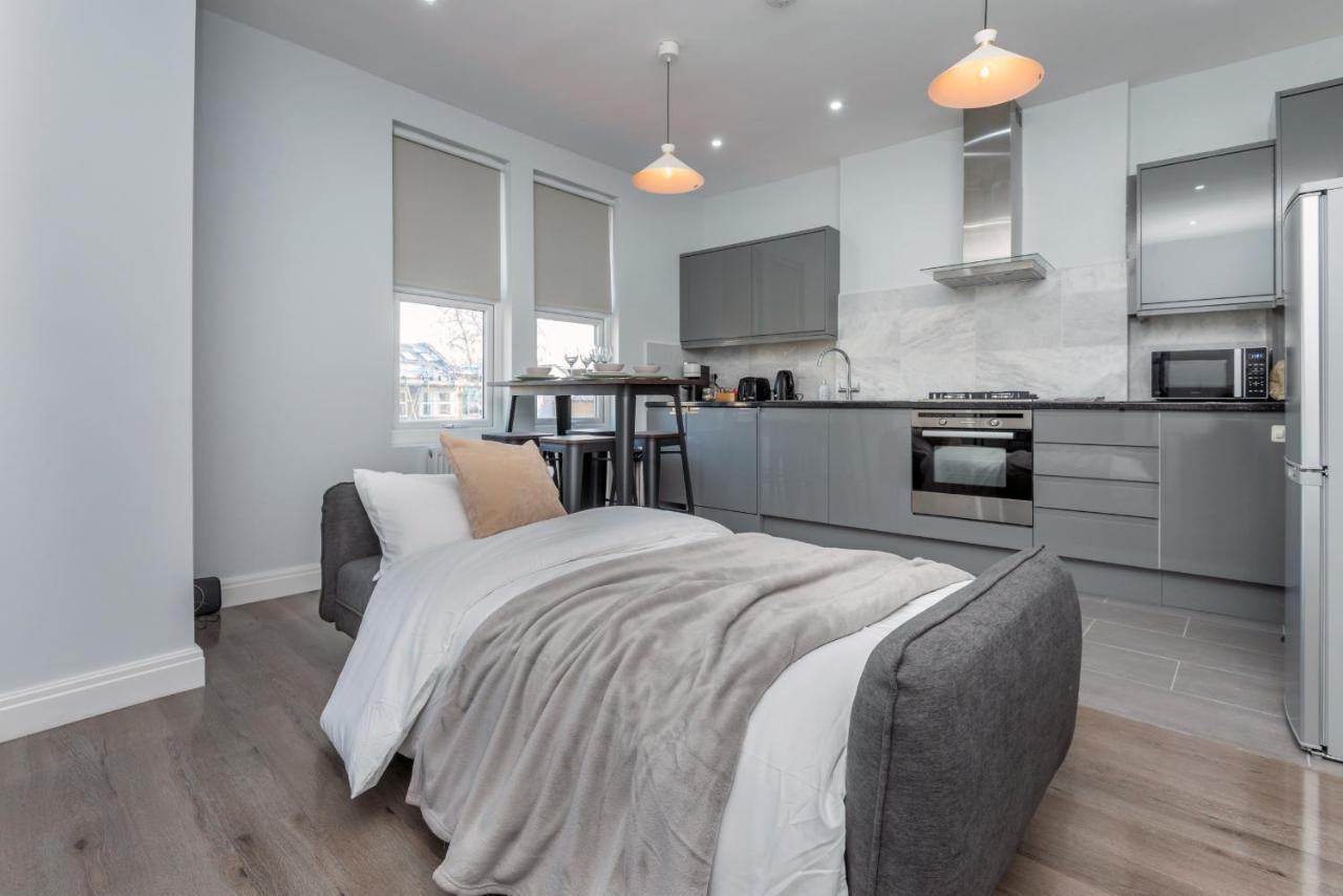 Taylor'S Apartment Wimbledon Londra Dış mekan fotoğraf